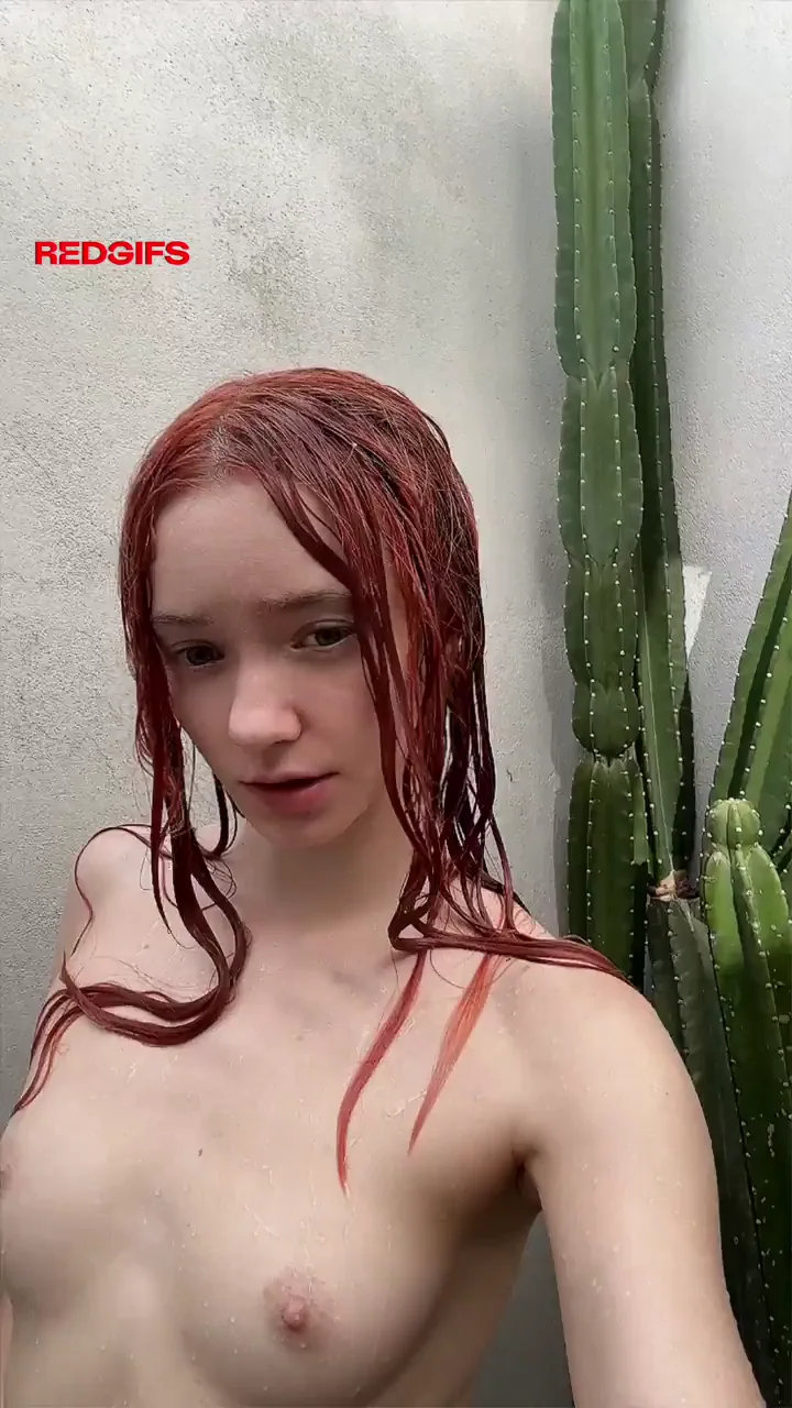 🔥 Redhead Cutie Gets Naughty in the Outdoor Shower 💦🍆