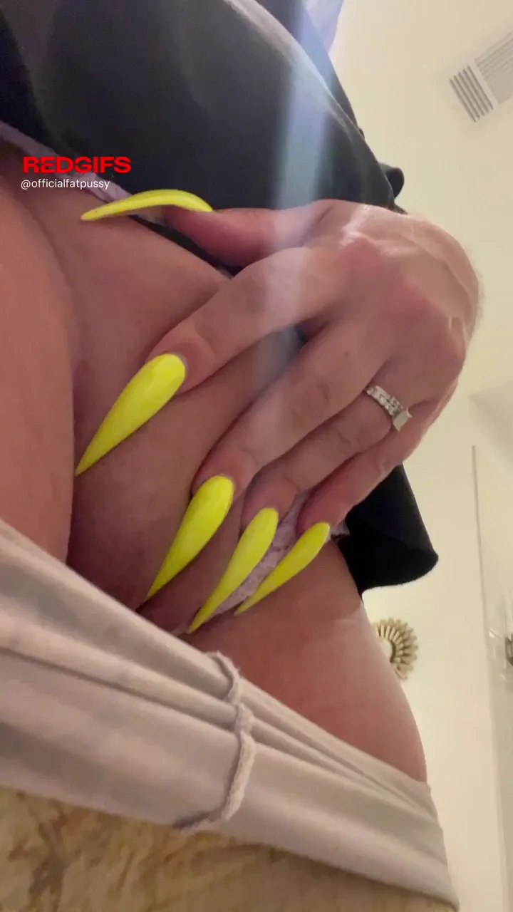 My phat pussy was feeling a little hungry