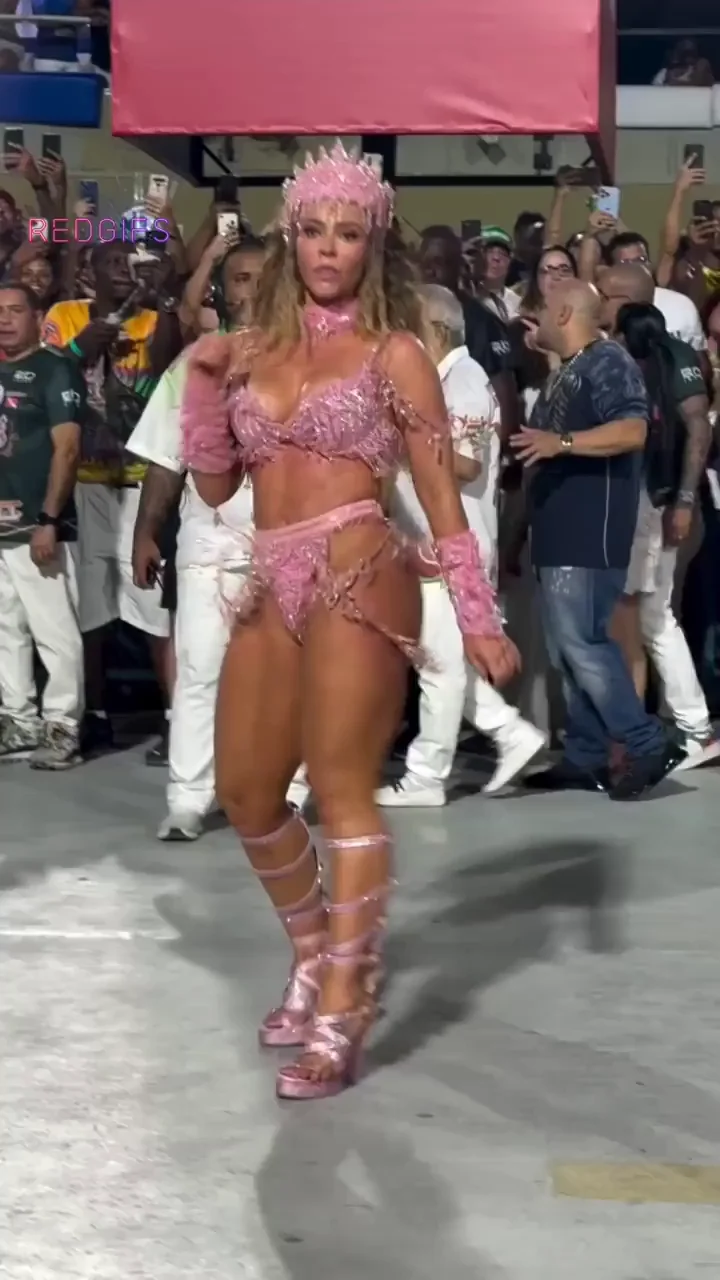 Paolla Oliveira