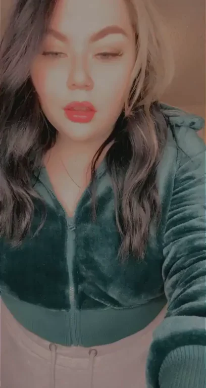 So will too be cumming in or on me tonight? ?