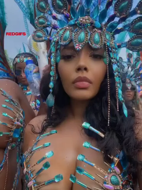 Angela Simmons' Carnival Tits Bounce 💦🔥 Ebony MILF Tease