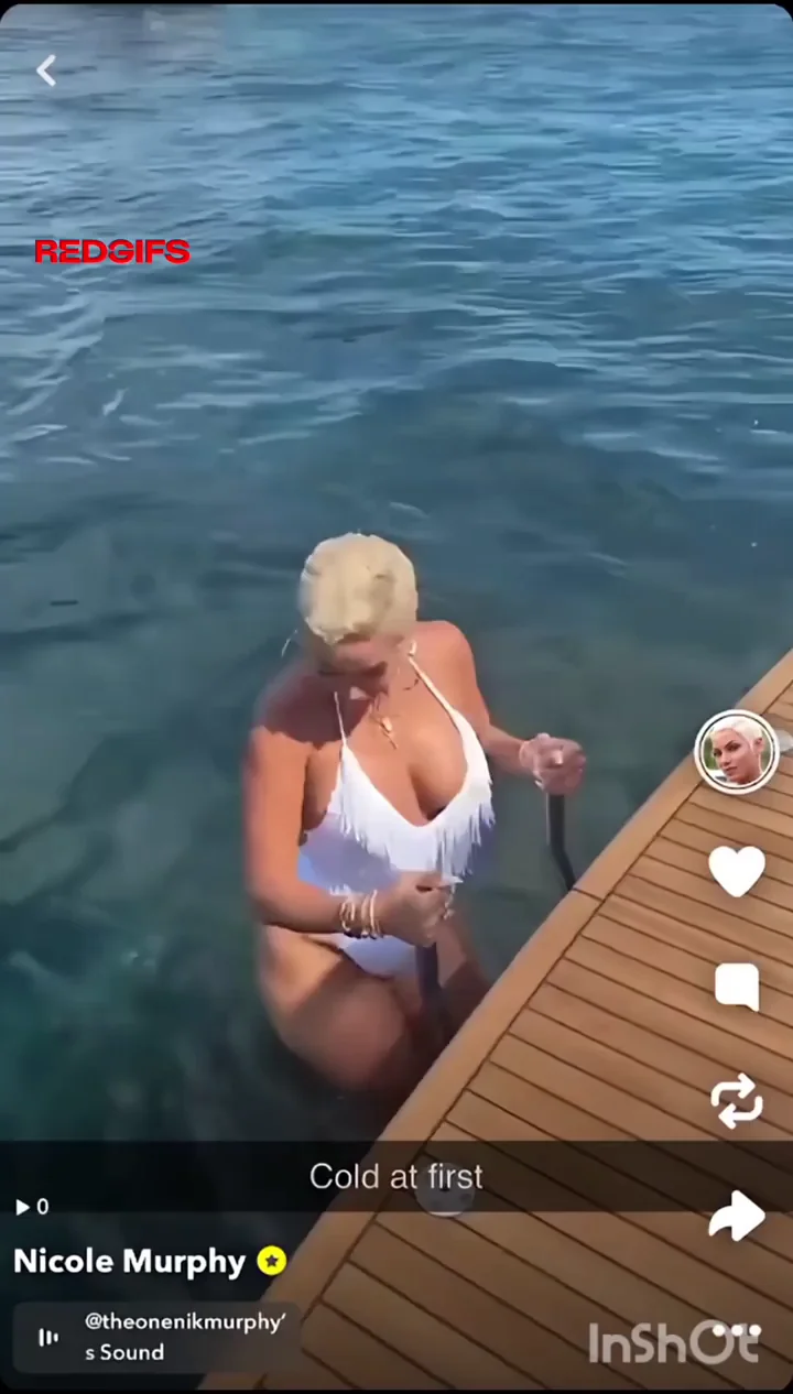 Nicole Murphy's Yacht Booty Tease 🍑💦🔥