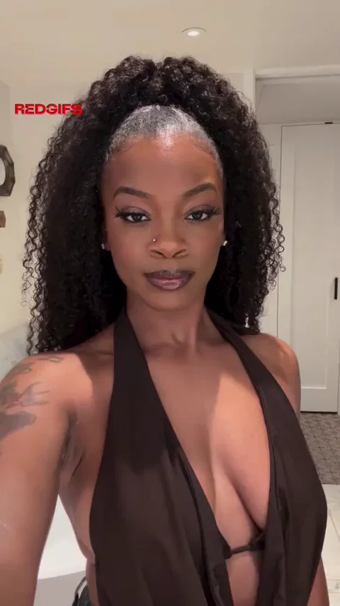 Ari Lennox
