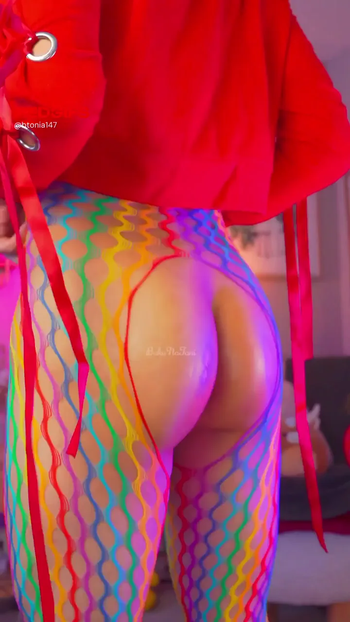 I'm pulling up to guys night like this, what could go wrong :3