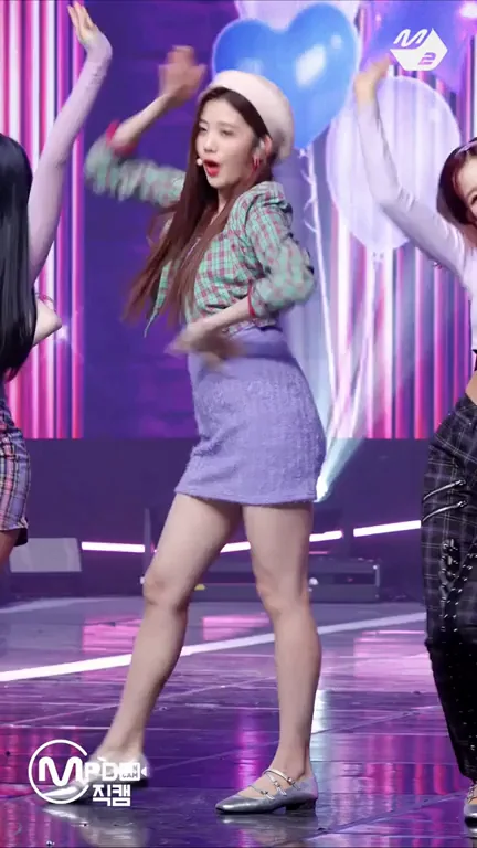 Cherry Bullet - Yuju