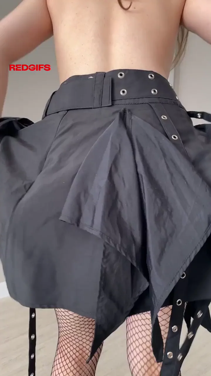 Pull these panties off me with your teeth