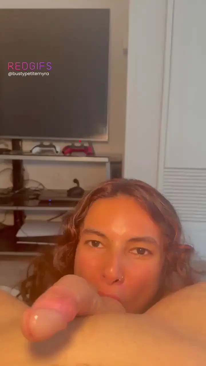 Obsessed Cock-Sucking Slut Teases Thick Shaft & Balls with Edgy Lip Service