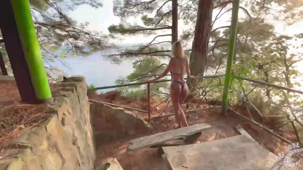 Full service [00:28]