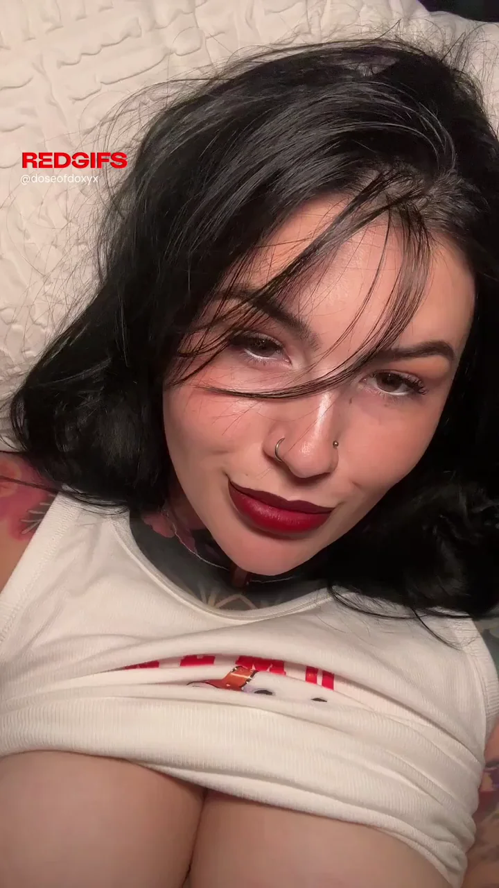 Goth Slut's Spooky Boob Power-Up 💀🍒🔥