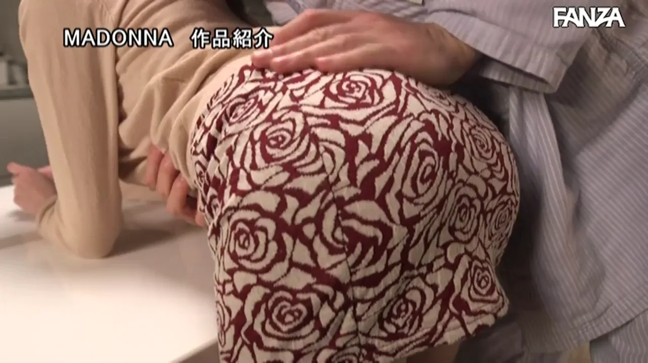 Kanna Fuji is a Stone-Cold Fox! ~ JUQ-246
