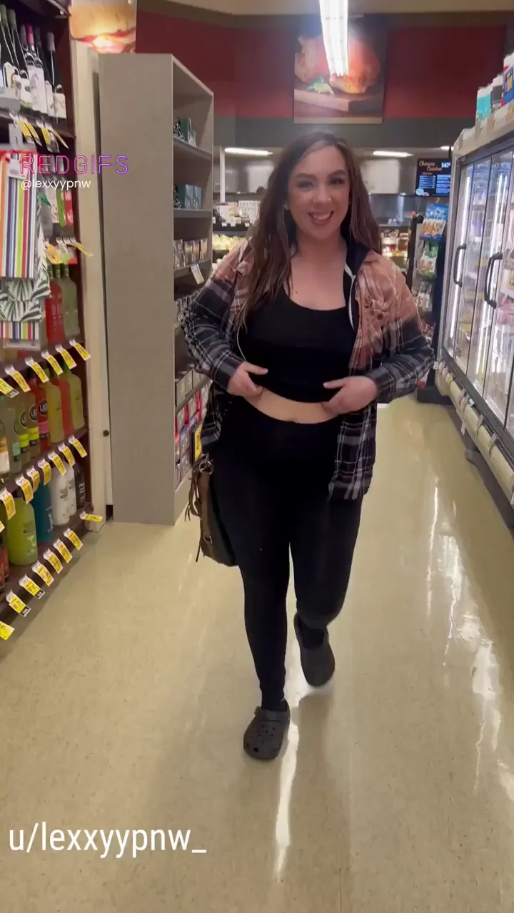 Public Grocery Slut Begs for Milk Help 😈🥛🍈