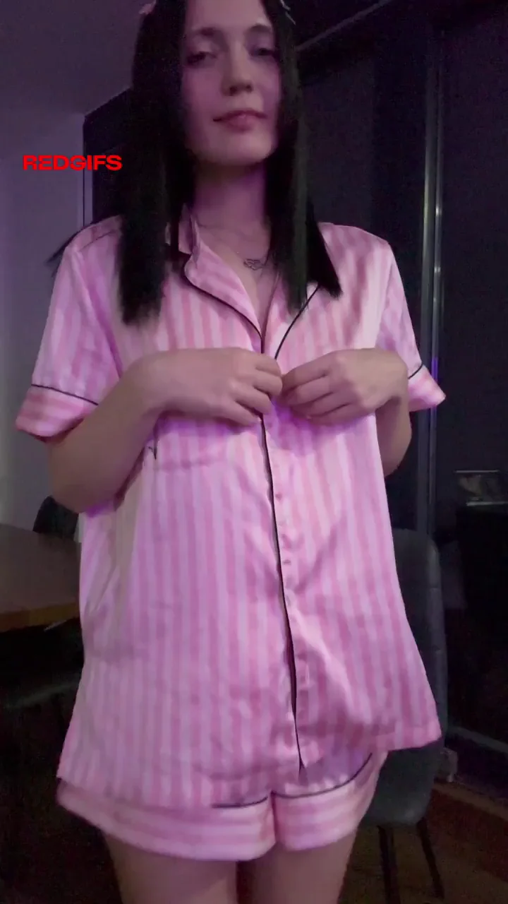 Daddy, can I sleep with u tonight without my pajamas
