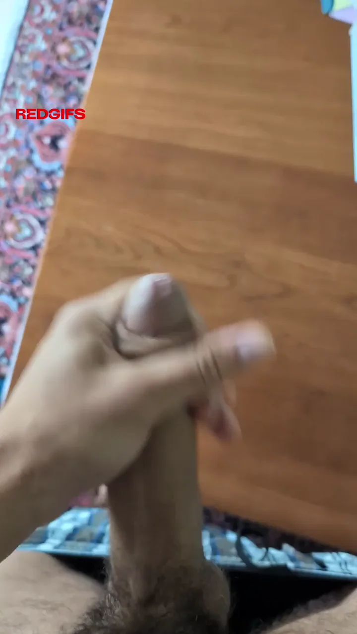 💦 Redditor's Massive Uncut Load After Years Without Swallowing 😩🍆
