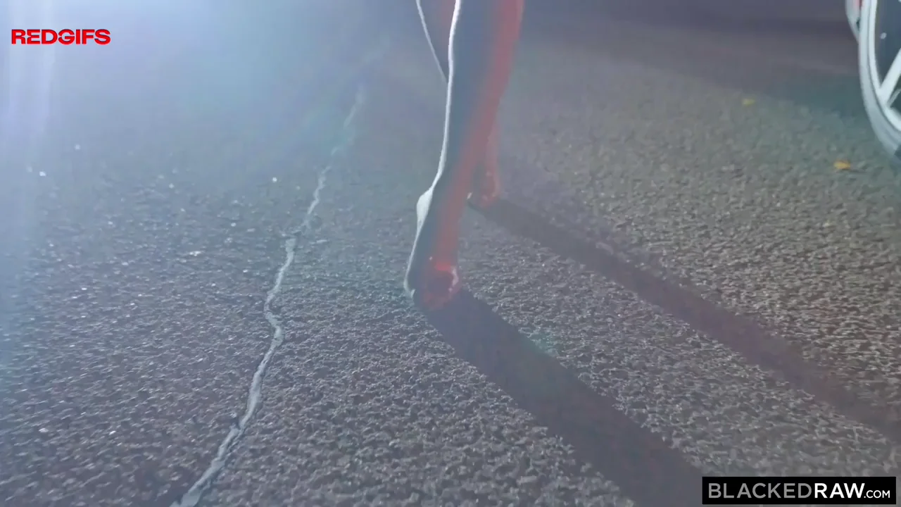 A compilation of what makes her so hot and fuckable