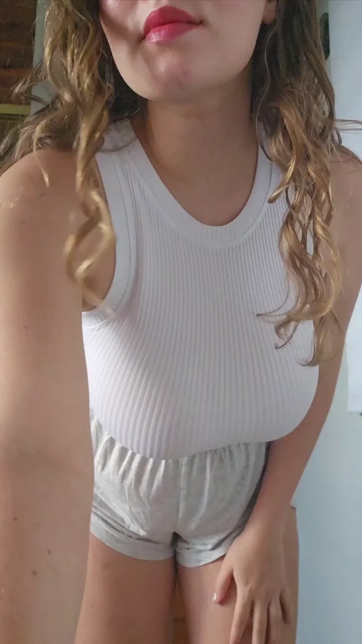 everyday i must spend time playing with my titties :)