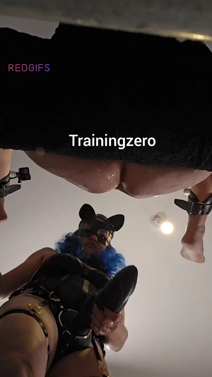 Domme's Knotty Dildo Assault: Pegging TrainingZero's Hungry Ass