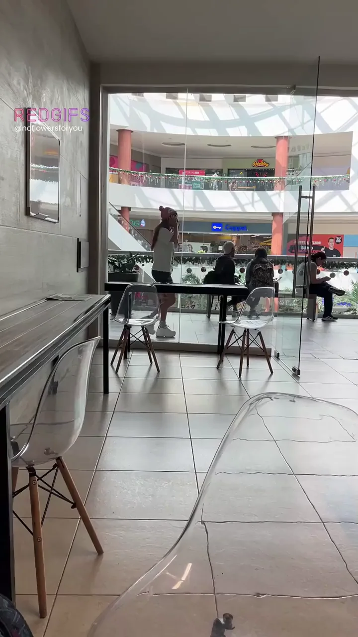 Food courts are my favorite for a sneaky flash
