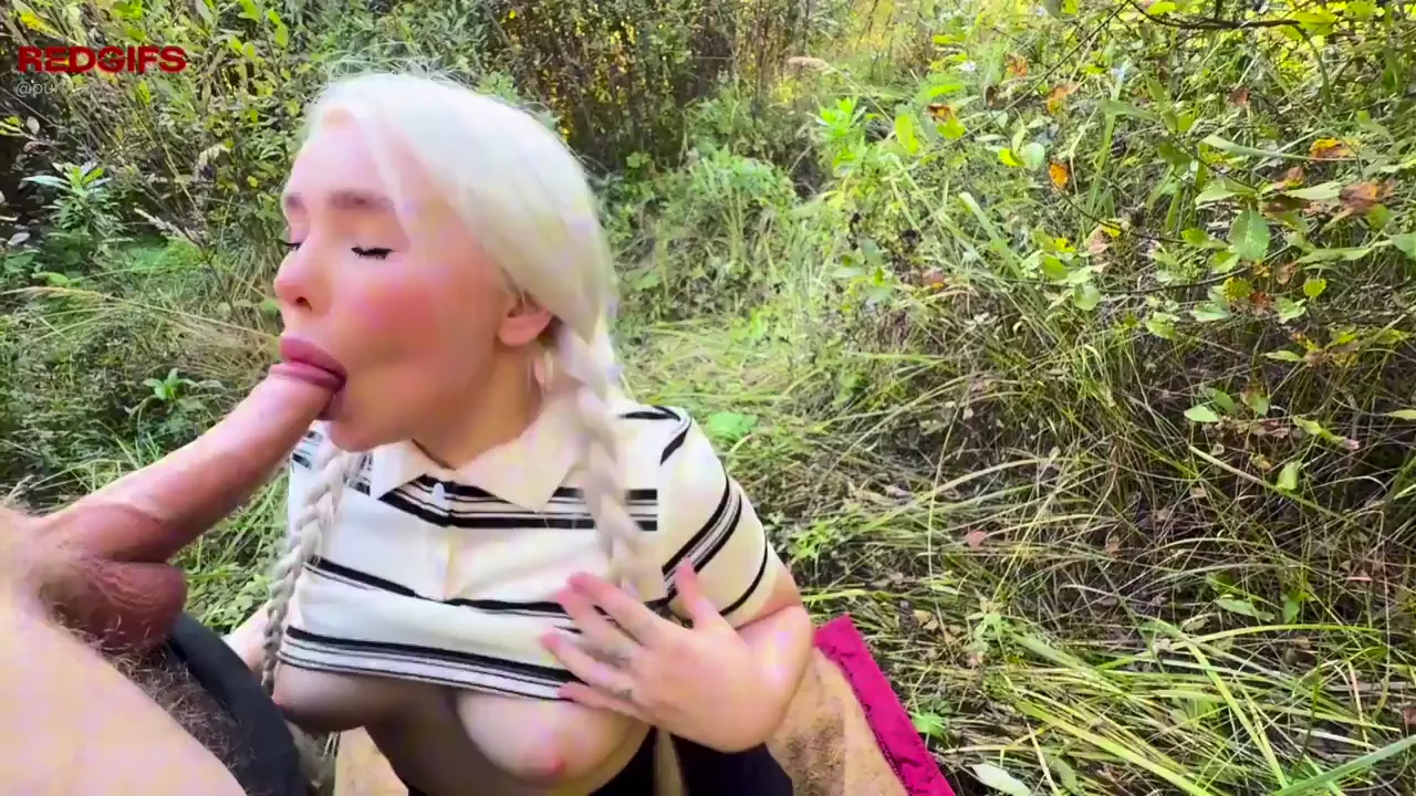Blowjobs in nature are just hot af