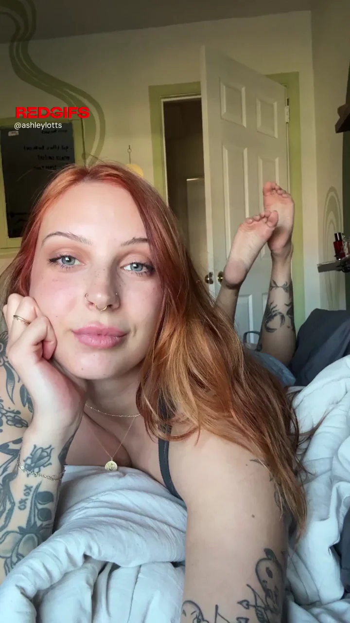 Craving Your Eyes on My Perfect Soles 😈👣