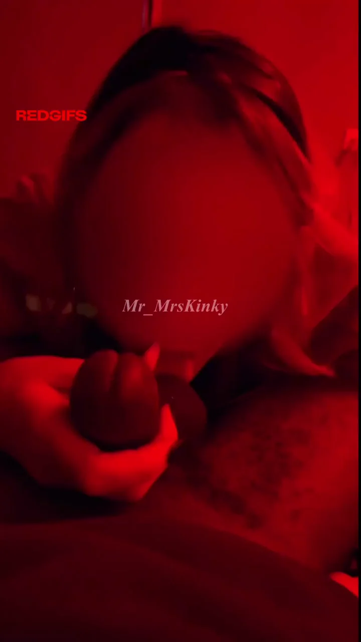 I luv to suck a fan off once in a while…