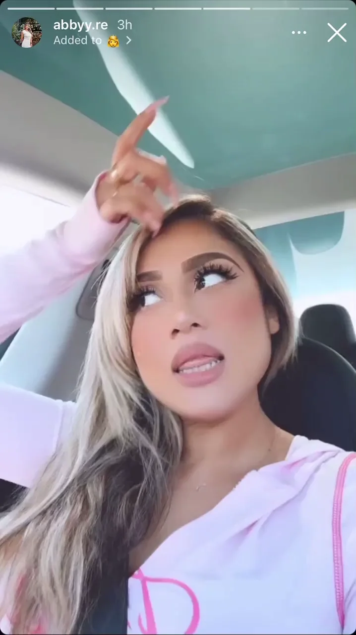 @abbyy.re Sexy realtor