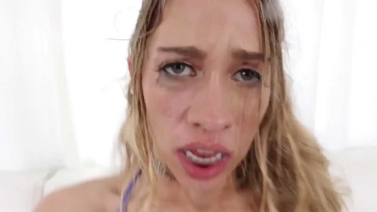 Khloe Kapri "Just use me fucking pussy, just feel it squeezing that fucking cock. I just wanna milk your balls of all their fucking cum..." Lots more talking about cum and pregnancy. [0:01 on redgifs and 29:41 on spankbang, sauce in comments]