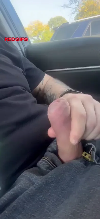Work Break Cock Stroke in the Car