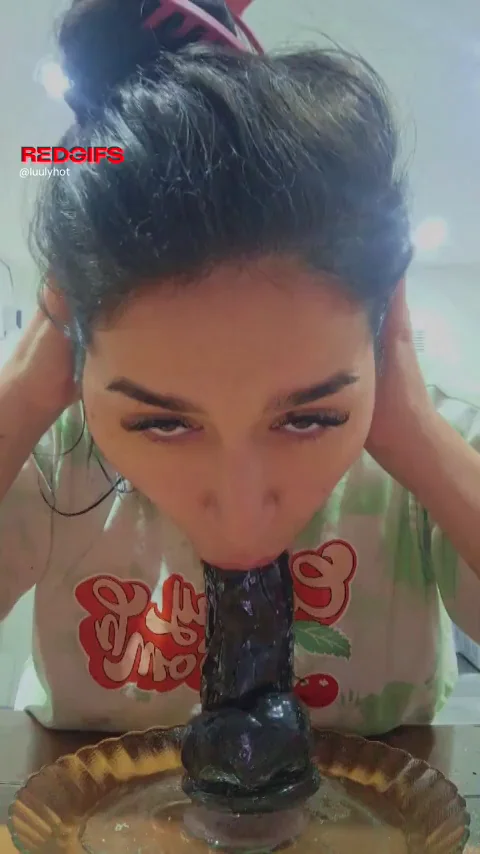 Slobbering My Juicy Spit All Over This Fat Dildo Cock 💦😛