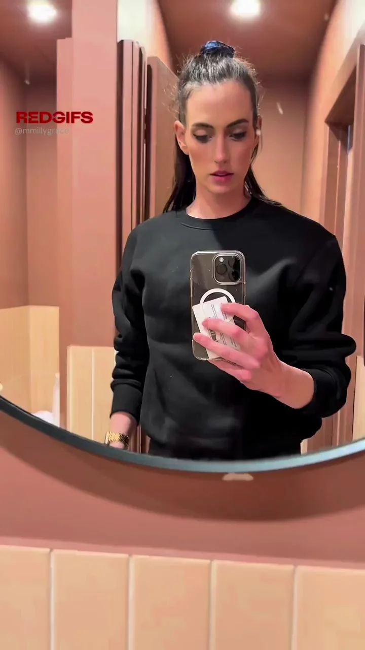 Couldn't help my self but pop out my titty