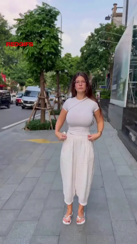 outfit check