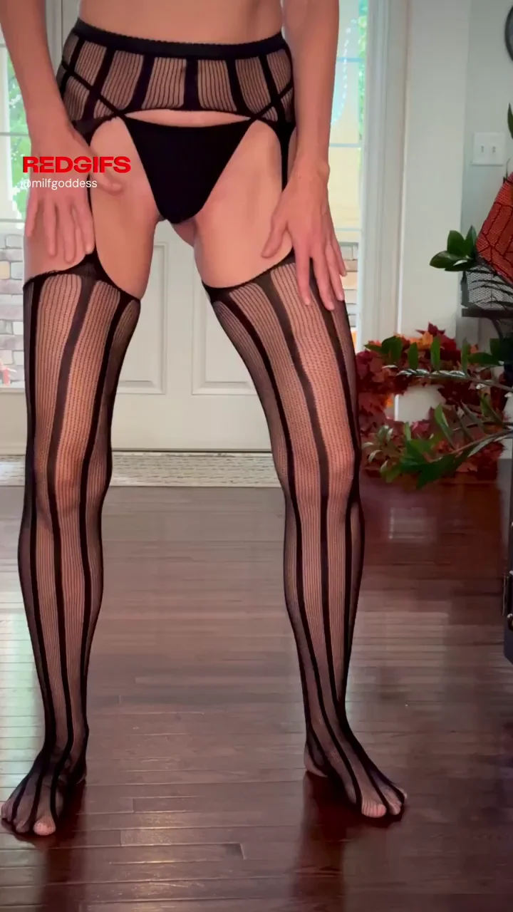 Married MILF's Slutty Fishnet Tease: Crotchless Cravings Exposed