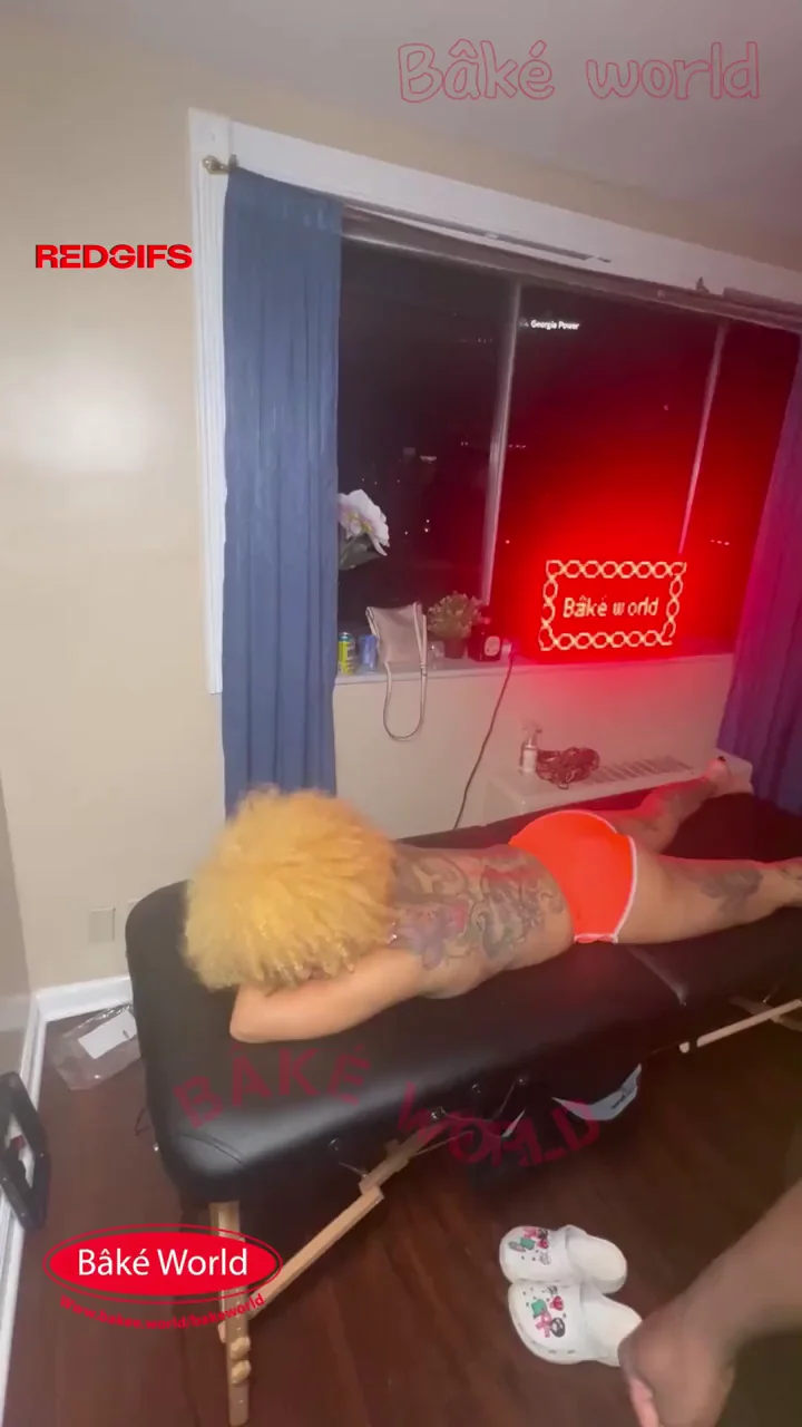 🔥 4 Hands Tease: Can My Buddy Join the Massage? Big Ass BBW Gets Rubbed Down 🍑💦