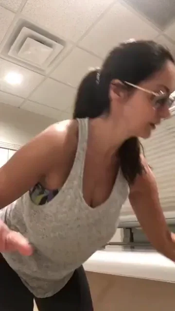 🔥 Ava Addams MILF Tease: Tits Out & Pussy Flash! Upvote If Horny 😈