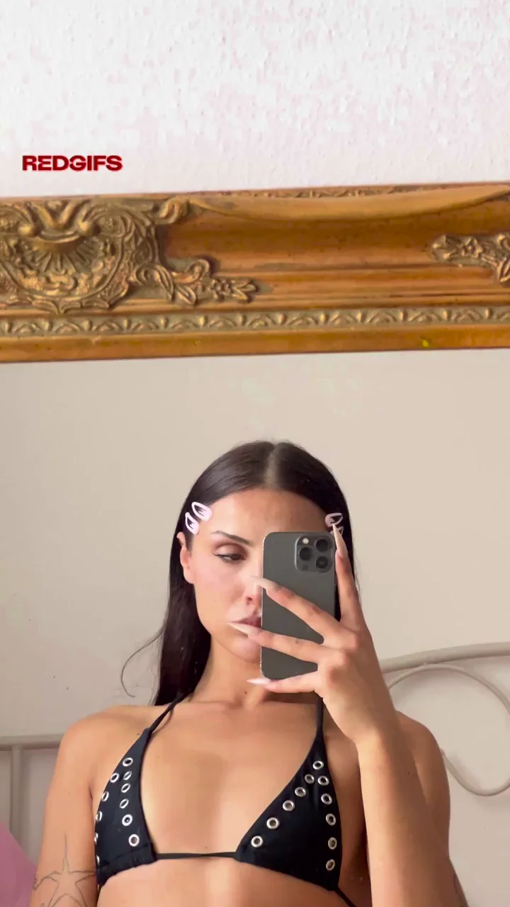 would you let a trans girl top you >.<
