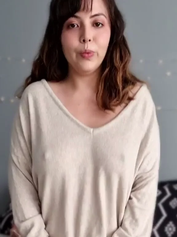 Latina Babe Pops Button for Epic Titty Drop 😍💥