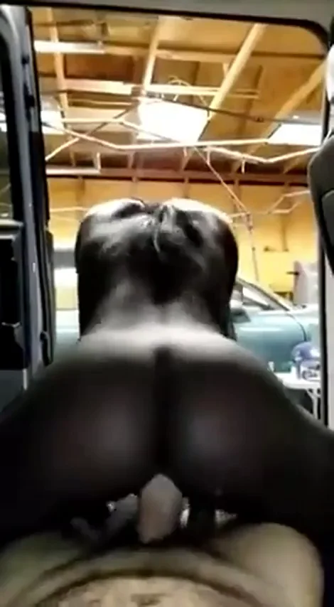 Dark Ebony Babe's Juicy Ass Takes Massive BWC in Garage 🚗🍑💦
