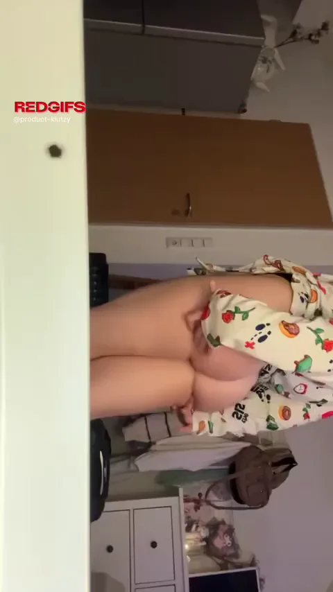 Grab This Juicy Teen Booty Tease