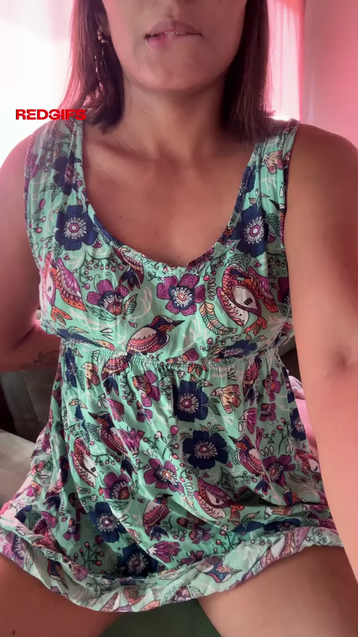 Cute Latina Tease Drops the Dress for Perky B-Cup Reveal