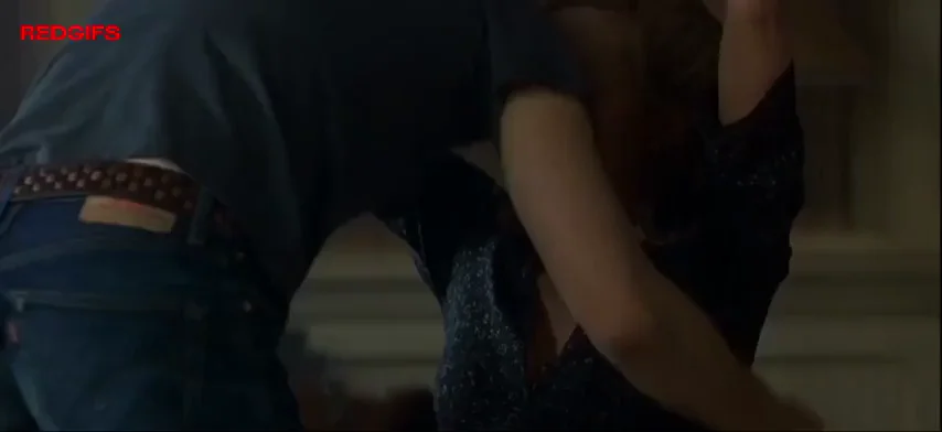 Diane Lane's Massive Tits Tease in Unfaithful 🔥🍒