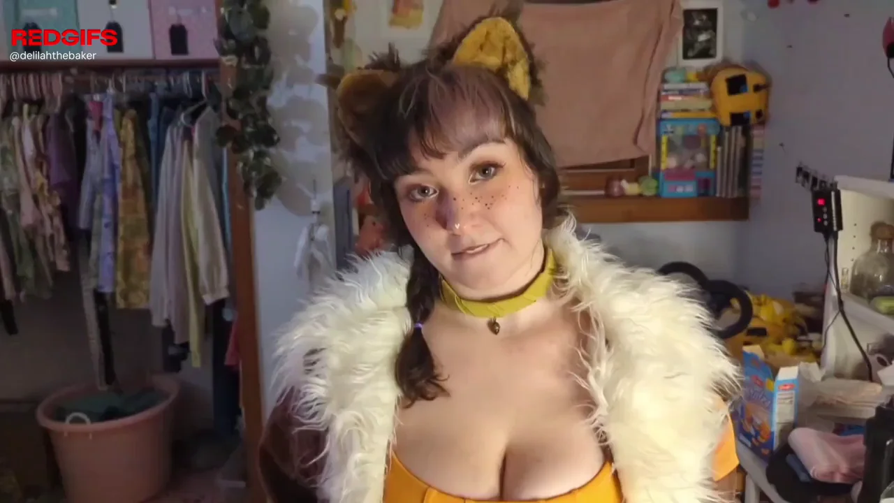 Squirrel Girl acting shy