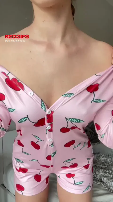 oops… looks like you caught a glimpse of my boobs