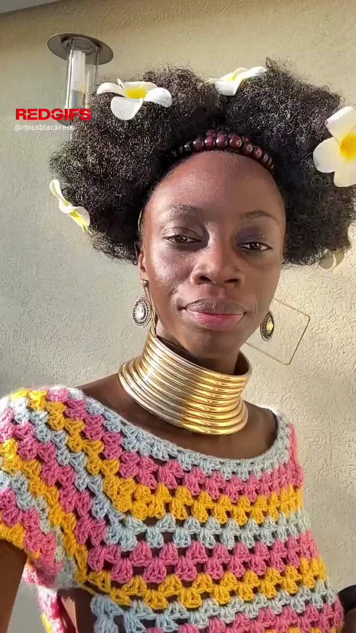 Are there white guys that like black petite girls?