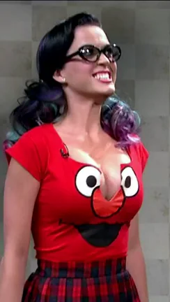 Katy Perry's Elmo Tits Tease 😈🍒