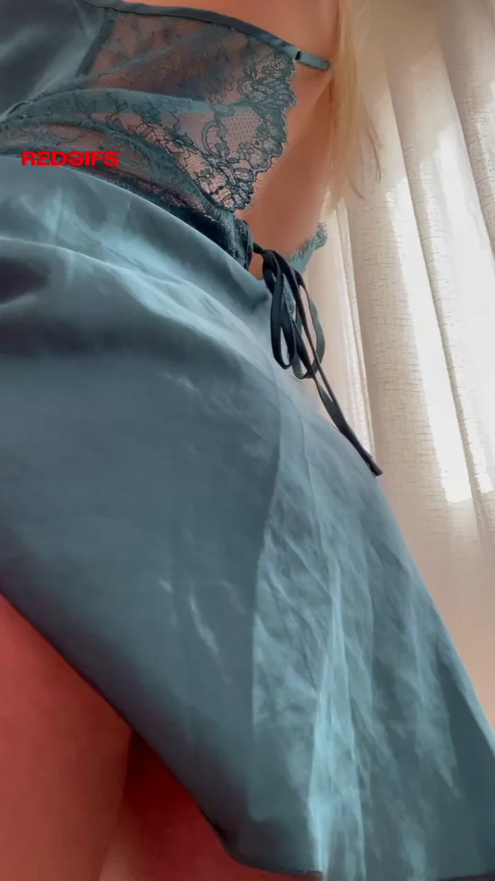 Satin dress without panties