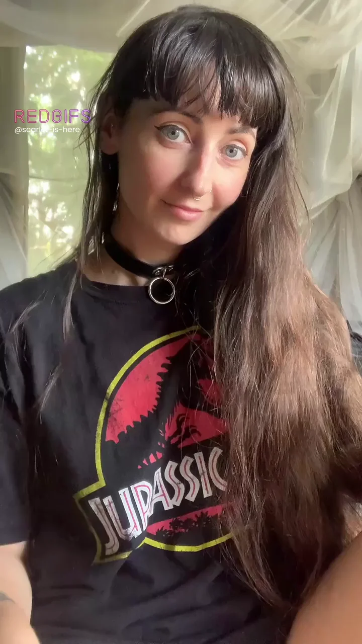 Alt girls are a little bit magic
