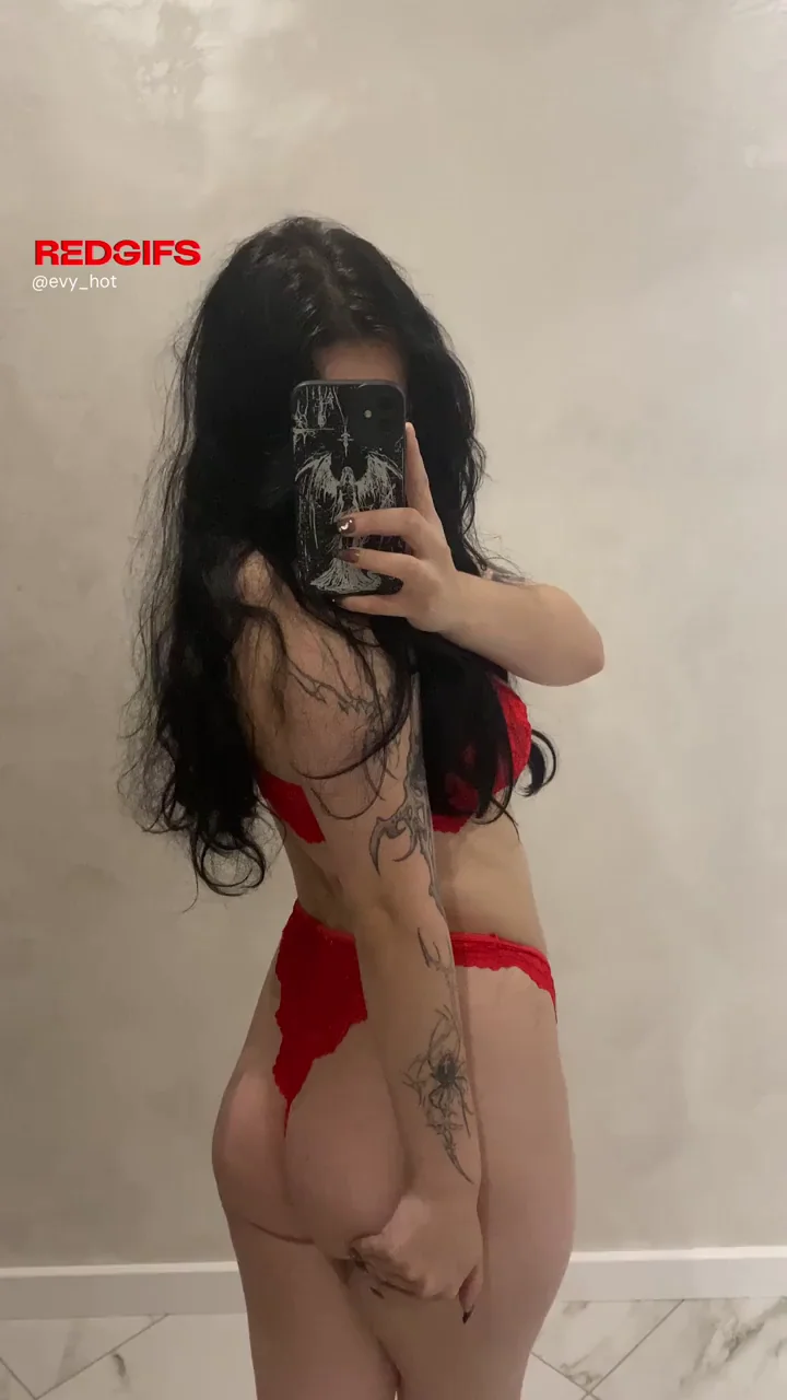 Red Thong Makes My Juicy Ass Pop 🍑🔥