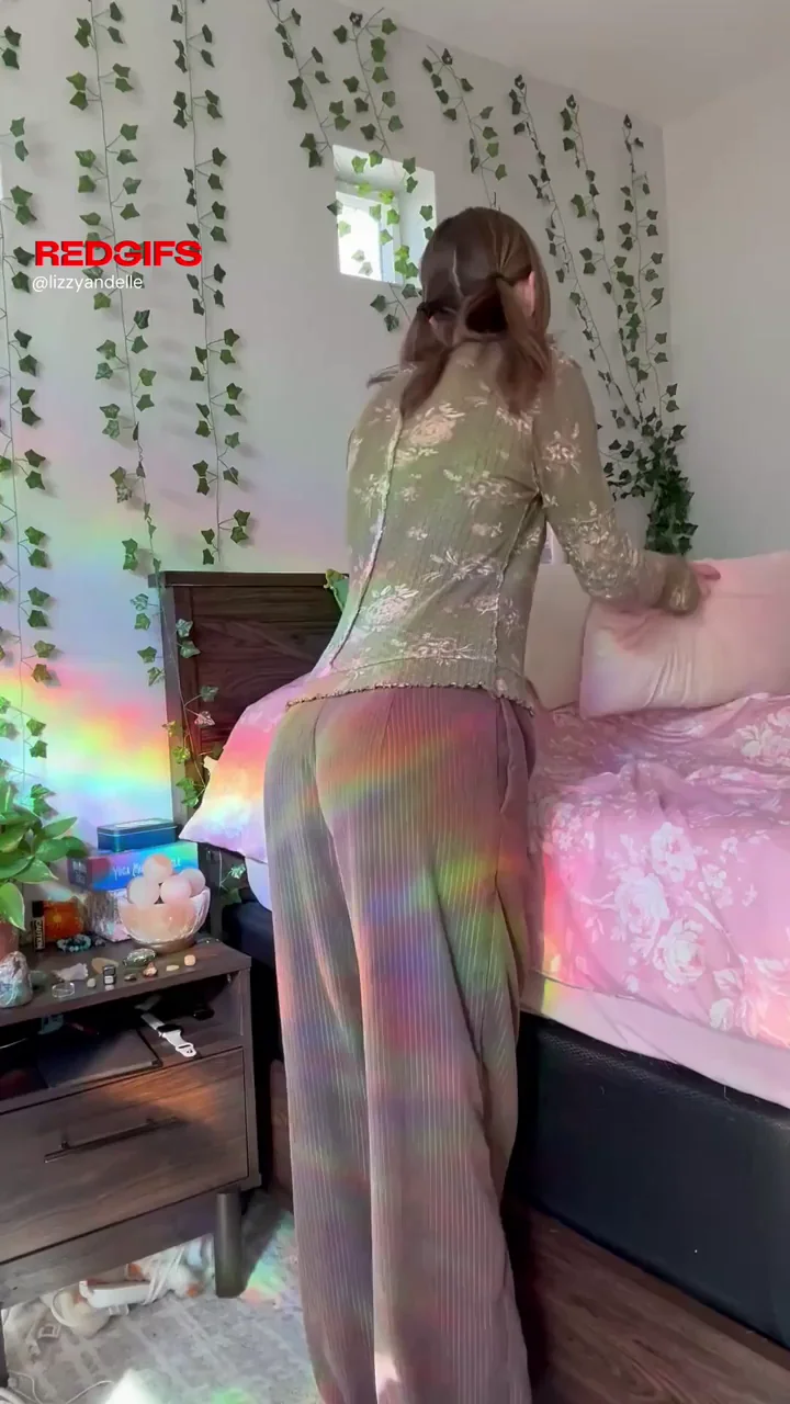 Begging Slut in Tie-Dye Pants Teases Her Dripping Cravings