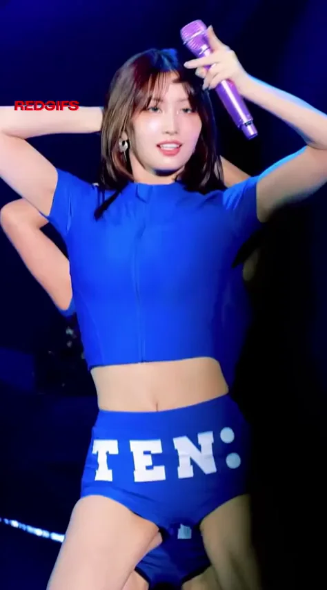 TWICE - Momo &amp; Nayeon
