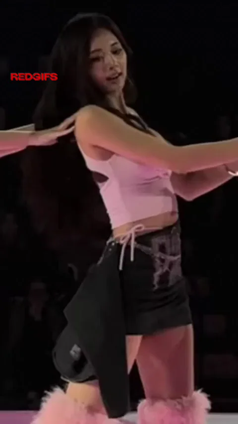 Tzuyu & Jihyo's Busty K-Pop Tit Tease