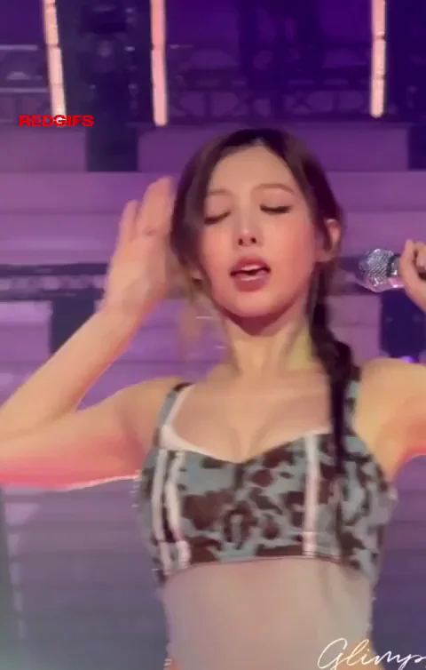 TWICE - Nayeon